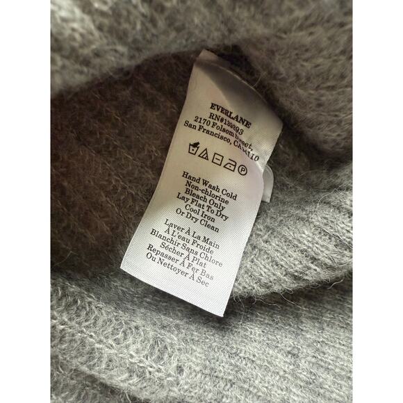 $128 New Everlane The Oversized Polo in Alpaca - Heather Grey Small - Picture 14 of 15